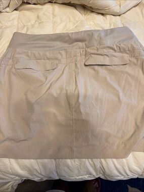 Athleta Taupe Performance Skort - Women